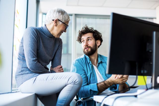 In der Arbeitswelt von morgen arbeiten Alt und Jung ganz selbstverständlich in altersgemischten Teams zusammen.